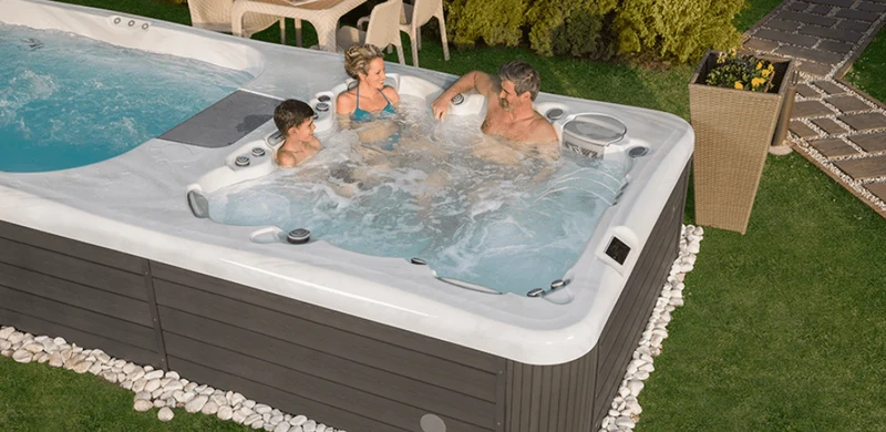 SWIM SPA RIO GRANDE W-FLOW Life - 6 Lugares