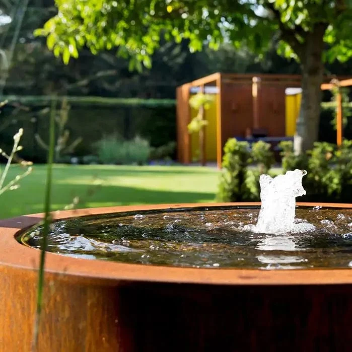 Table d'eau en acier corten 80 x 80 x 40CM - Avec 1 fontaine + LED