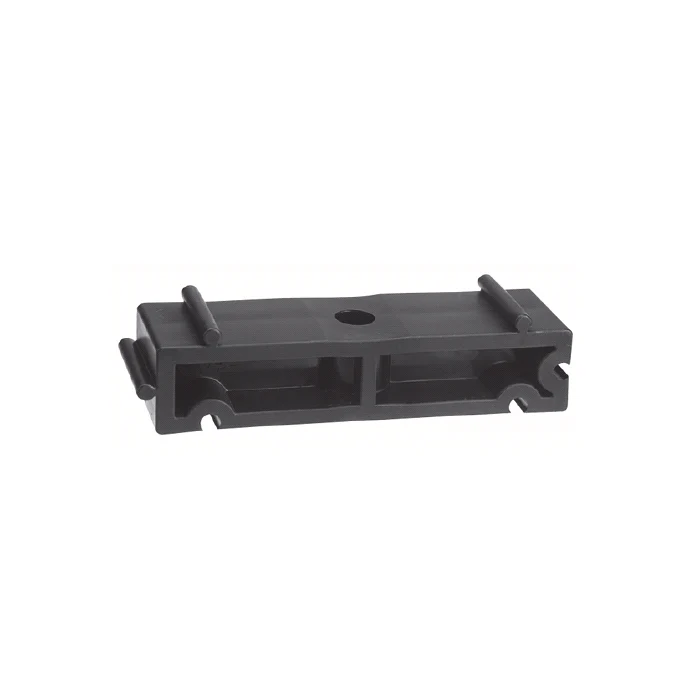 Entretoise pour collier de fixation pour tuyaux rigides