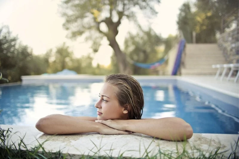 SwimDos WiFiPOOL PRO - interrupteurs débit/niveau - sonde température - 2x sorties 220V - piscine jusqu'à 150 m³