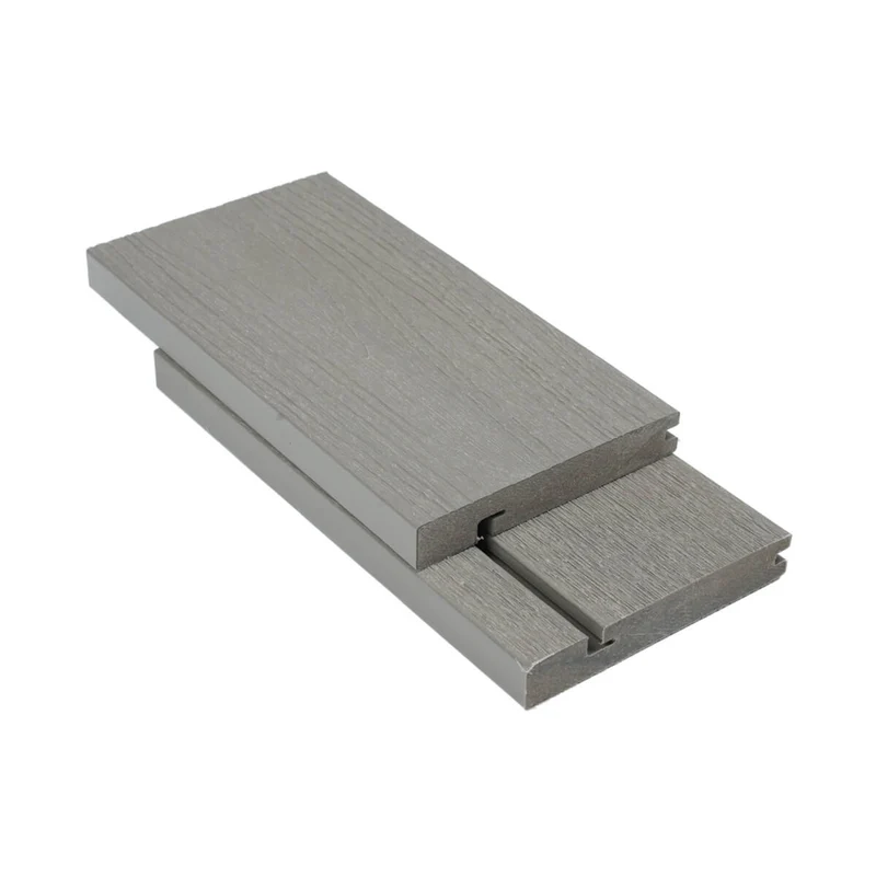 Planche en composite avec bord arrondi - 12 pi