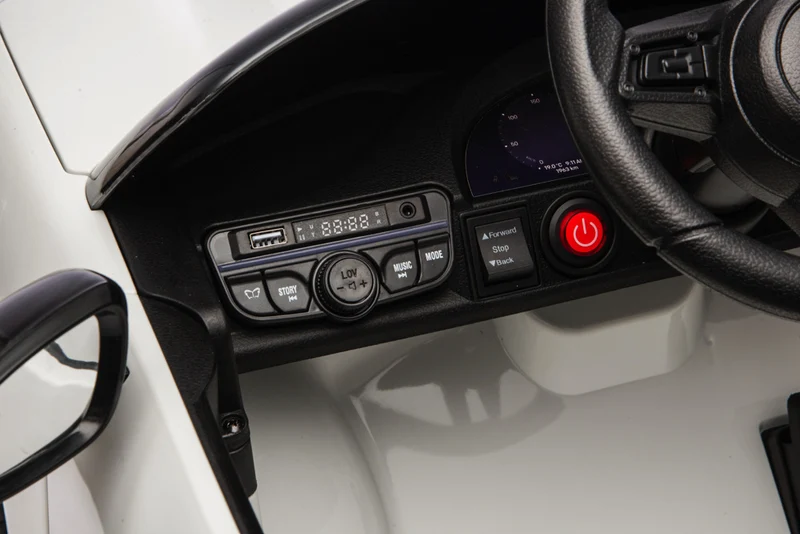 Porsche Macan Turbo, Elektrische Kinderauto Met Een Lithium Accu, Muziek Module, Rubberen Banden En Meer.