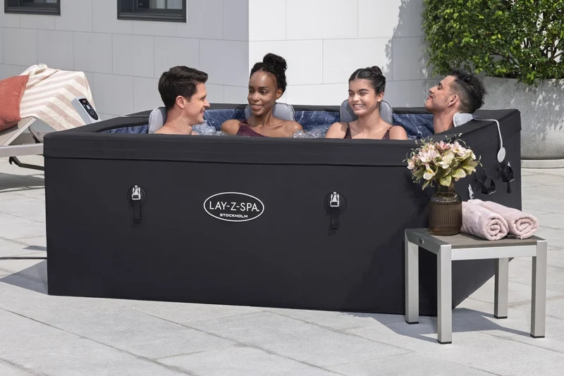Lay-Z-Spa Stockholm Energy-Efficient Smart AirJet™ – Opbouw spa voor 4-6 personen met app-bediening