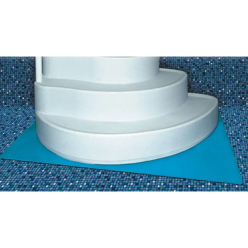 Tapis de protection pour marche de piscine