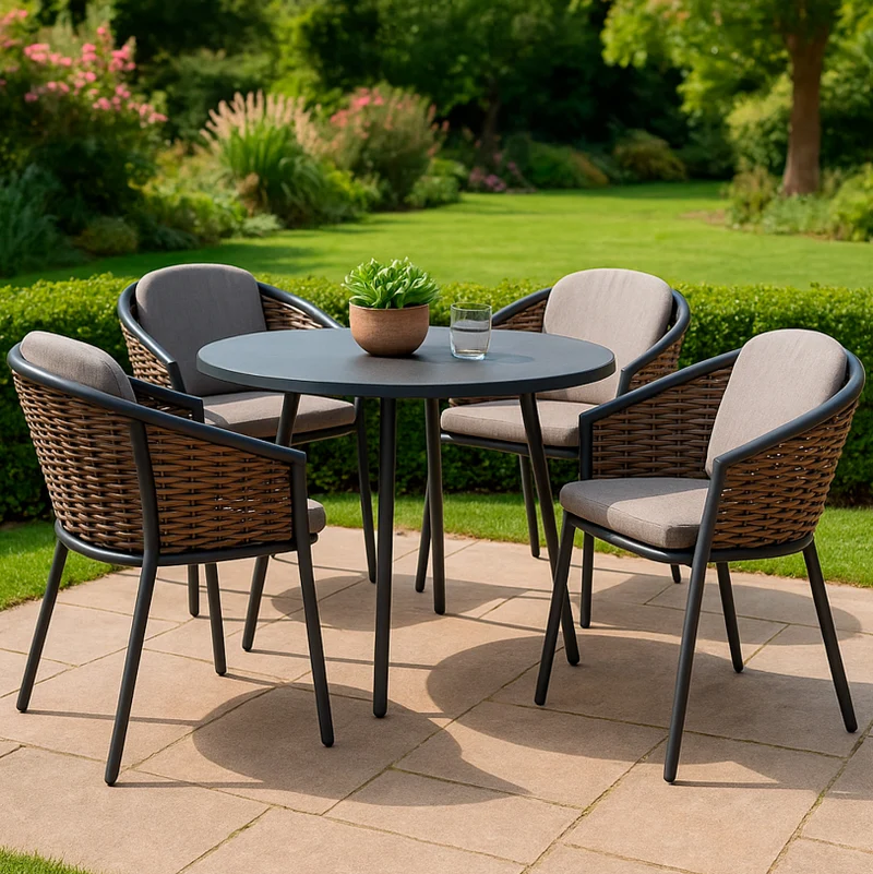 Conjunto 2 Poltronas ASTI Sined