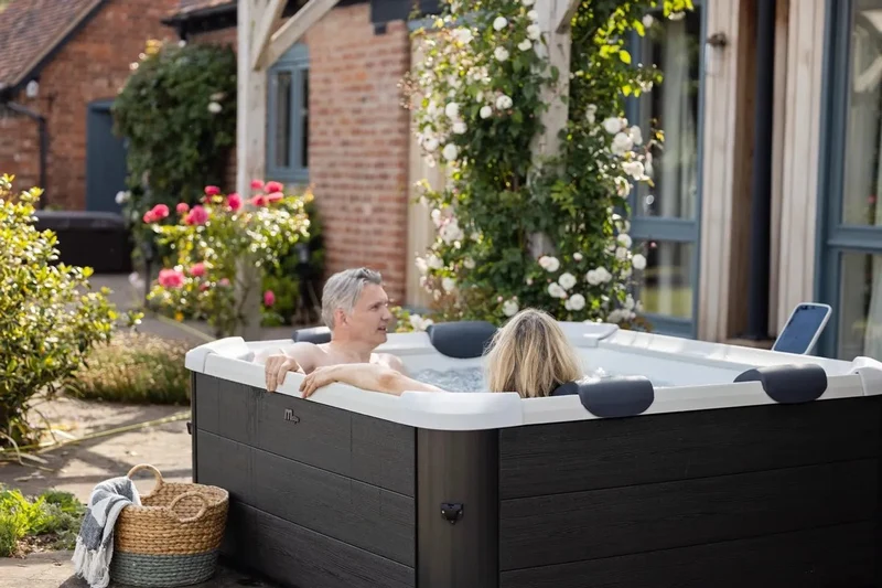 MSpa Oslo frame spa - 6 persoons