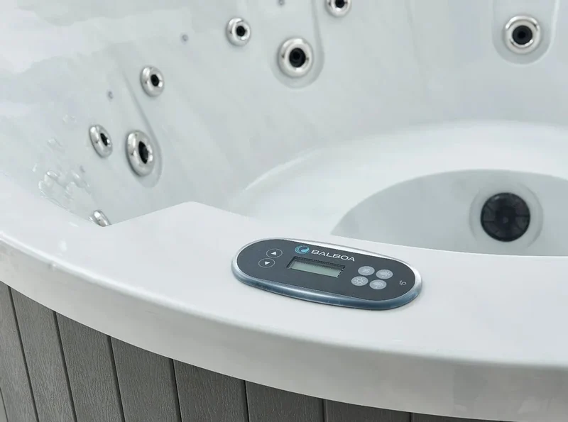 W'eau Orta spa - 4 persoons (rond)