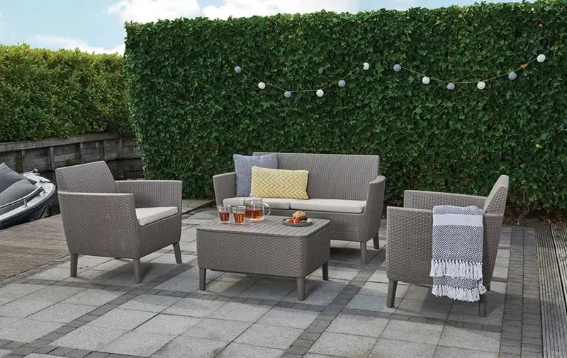 Keter - Conjunto de exterior 4 plazas Salemo Lounge capuchino