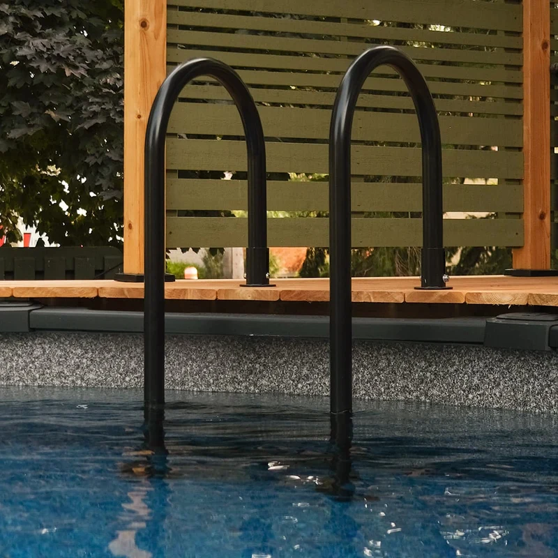 Échelle pour piscine hors terre