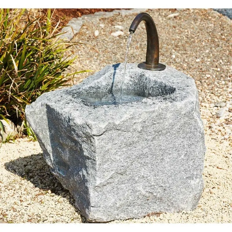 Granit Trog groß mit Wasserauslauf 88875g