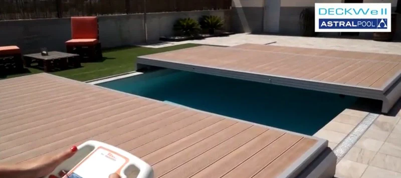 Deckwell zwembad afdekking en terras in 1 - Honing - 600 x 300 cm