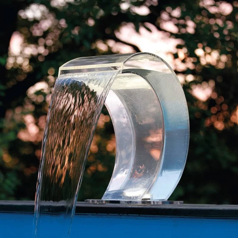 MAMBA® Acrylic LED - cascade Piscine - Acryl 4mm, incl. accessoires de raccordement 1 ½" - LED ring 1x21 blanc froid, transfo AC 12V/DE-06-12W, Lumen 185, EEK A+, 2,5 Watt - H54 x 47,5 x 30 cm