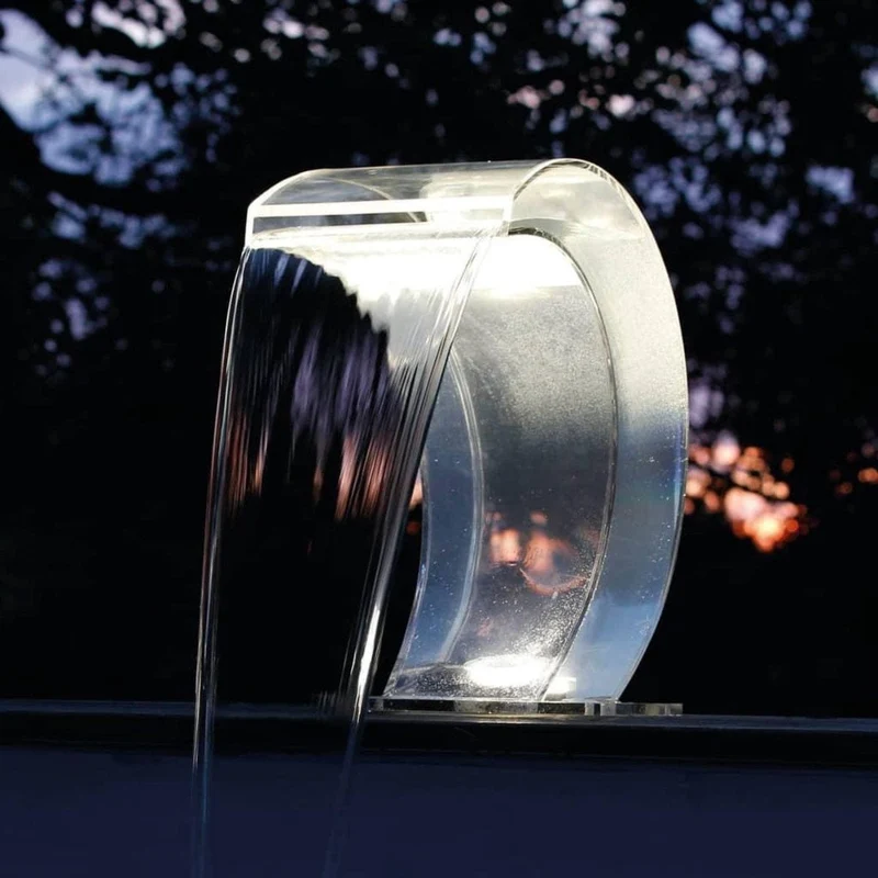 MAMBA® Acrylic LED - cascade Piscine - Acryl 4mm, incl. accessoires de raccordement 1 ½" - LED ring 1x21 blanc froid, transfo AC 12V/DE-06-12W, Lumen 185, EEK A+, 2,5 Watt - H54 x 47,5 x 30 cm