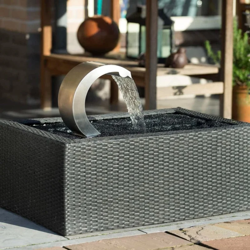 MAMBA® S LED - cascade Etang & Piscine - inox 316L, incl. accessoires de raccordement 1" - LED strip 14 cm 1x9 blanc froid, transfo AC 12V/DE-06-12W, Lumen 60, EEK A+, 1 Watt - H24 x 27,5 x 13,5 cm